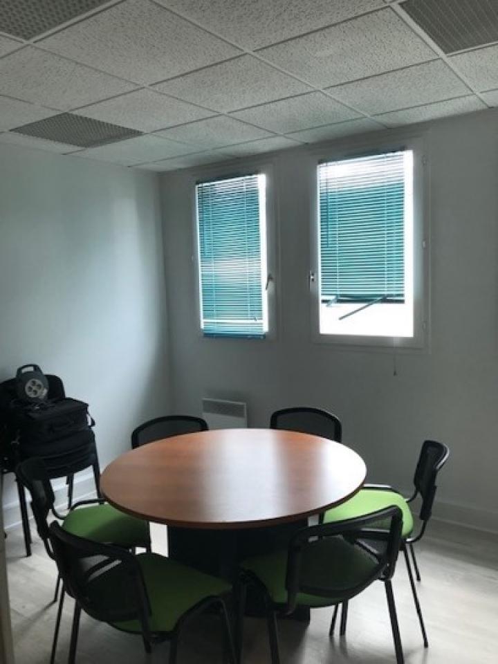 Bureau Montrouge 85m² Location bureau Montrouge Hauts-de-Seine OLBUR2532876 4